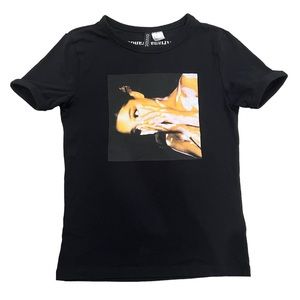 Ariana Grande T-shirt